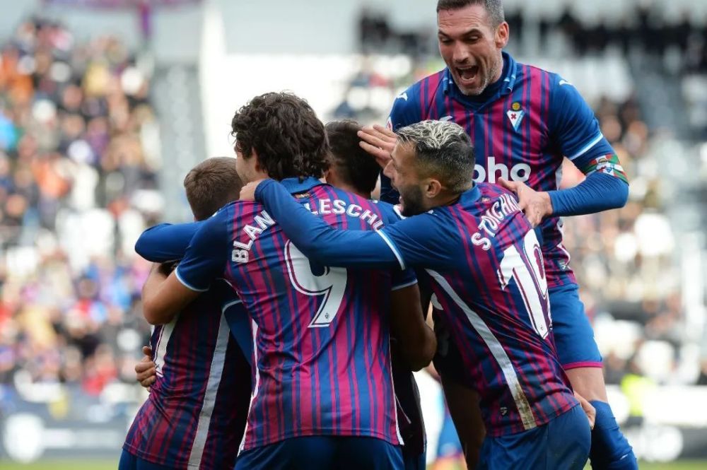 的攻防对决 的攻防对决