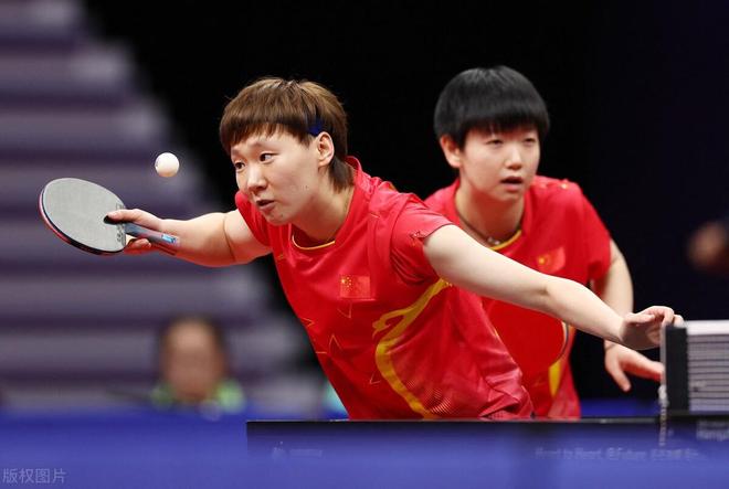 队全部轻松 队全部轻松