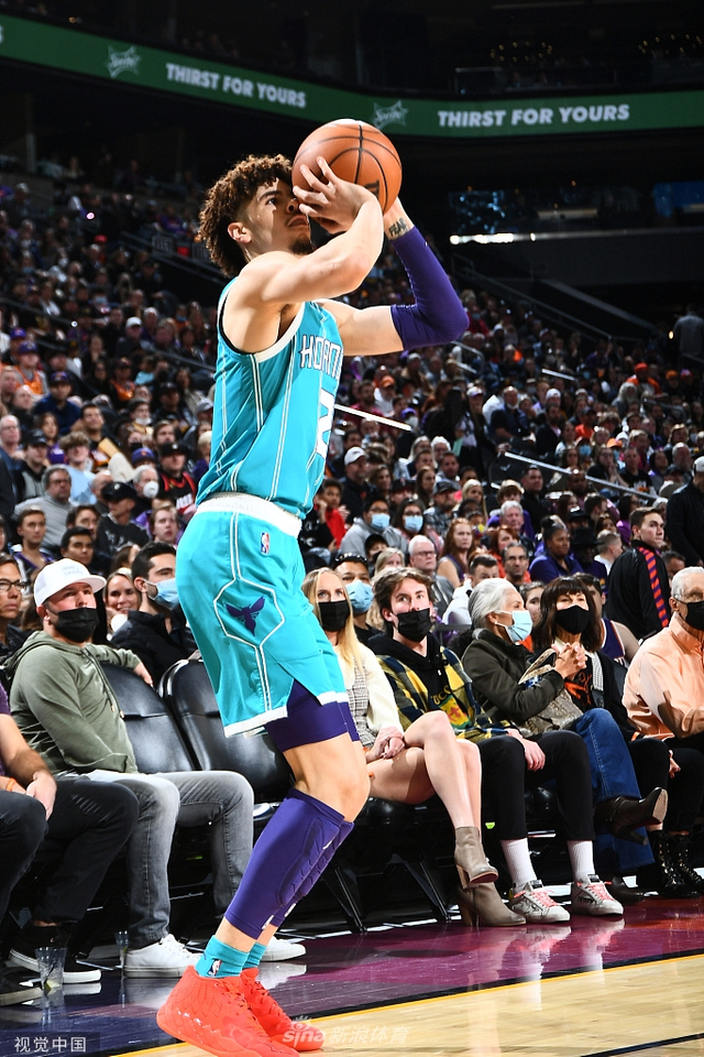 和边路纵深 和边路纵深